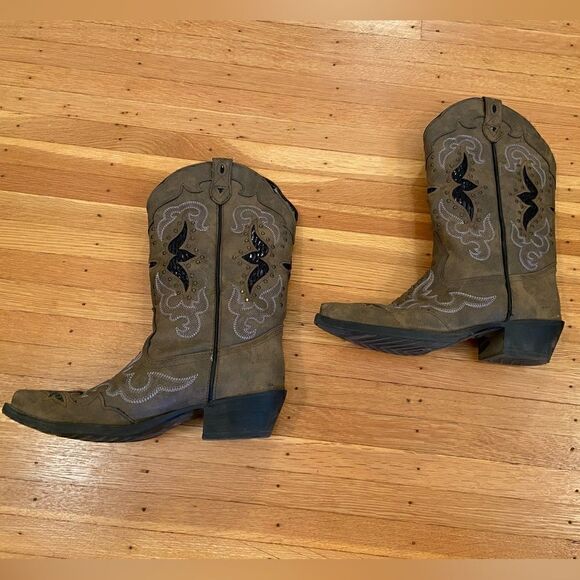 Laredo Western Brown Embroidered Cowboys Boots - Picture 2 of 8